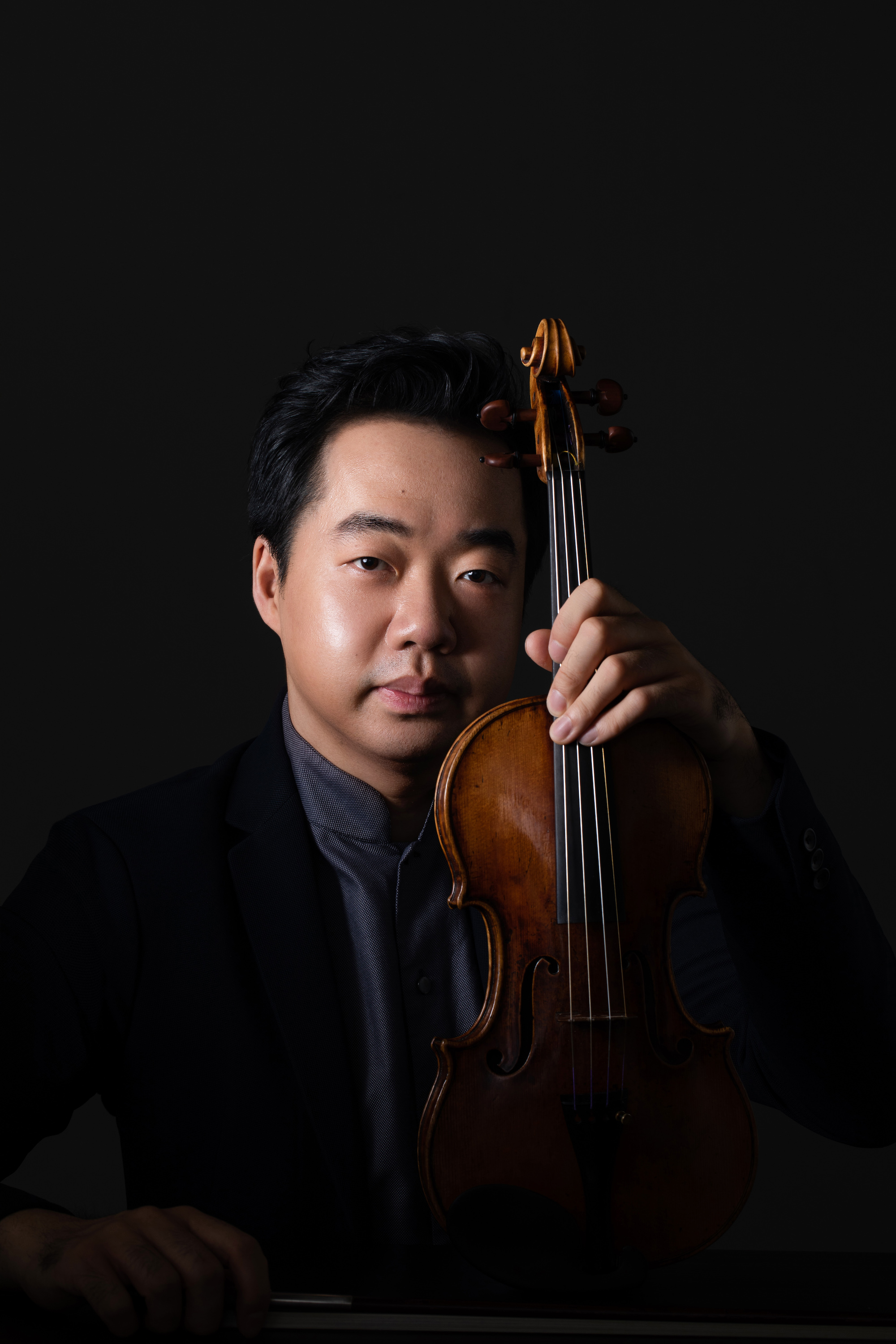 Porträt Feng Ning, Mitglied der Wettbewerbsjury des Joseph Joachim Violinwettbewerbs 2024