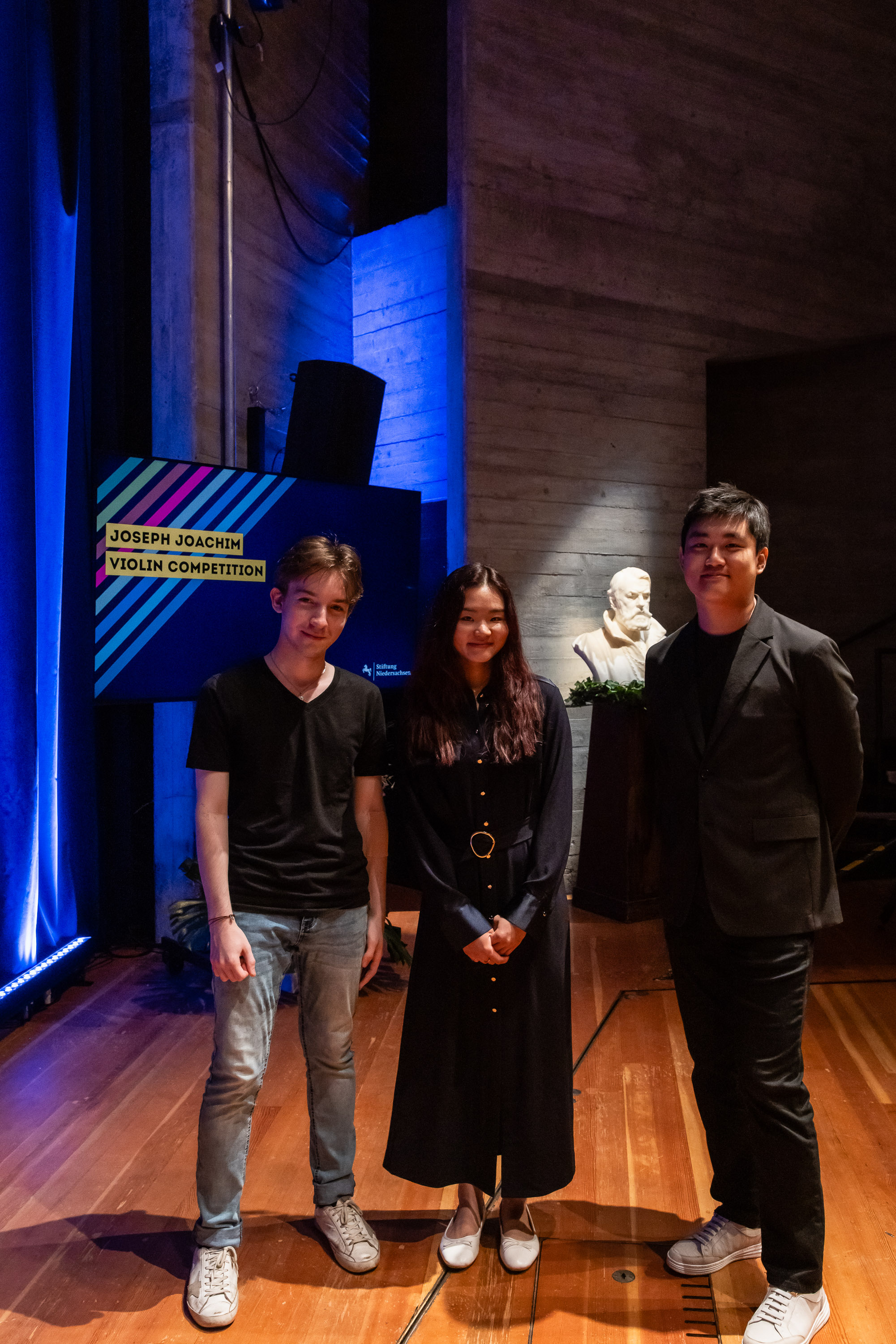 Die drei Finalist*innen des Joseph Joachim Violinwettbewerbs 2024: Jacques Forestier, Angela Chan und Kyumin Park